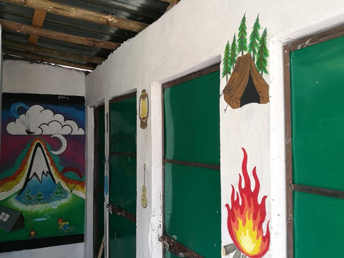 Monkey Mud House And Camps, Bir Hostel Exterior photo