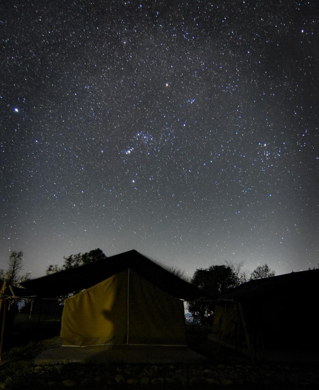 Monkey Mud House And Camps, Bir Hostel Exterior photo